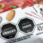 Sancionada la Ley de comida chatarra, que adopta medidas efectivas que promueven entornos alimentarios saludables.