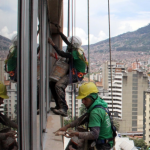 Hasta 5 mil millones de pesos podría ser la sanción para empleadores que no paguen la prima de servicios a sus trabajadores.