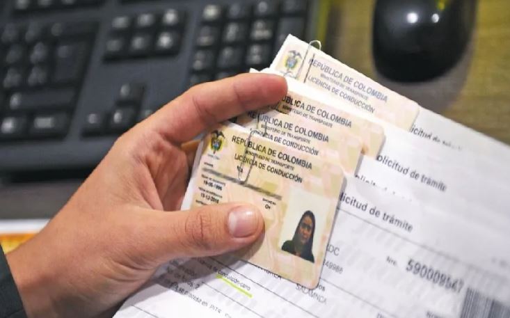 Licencia de Conducción Digital en Colombia: Guía de Descarga y Usos Permitidos