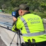 ¿Sabe usted cuál es la velocidad permitida para conducir en Colombia, 80 o 100 km/h?